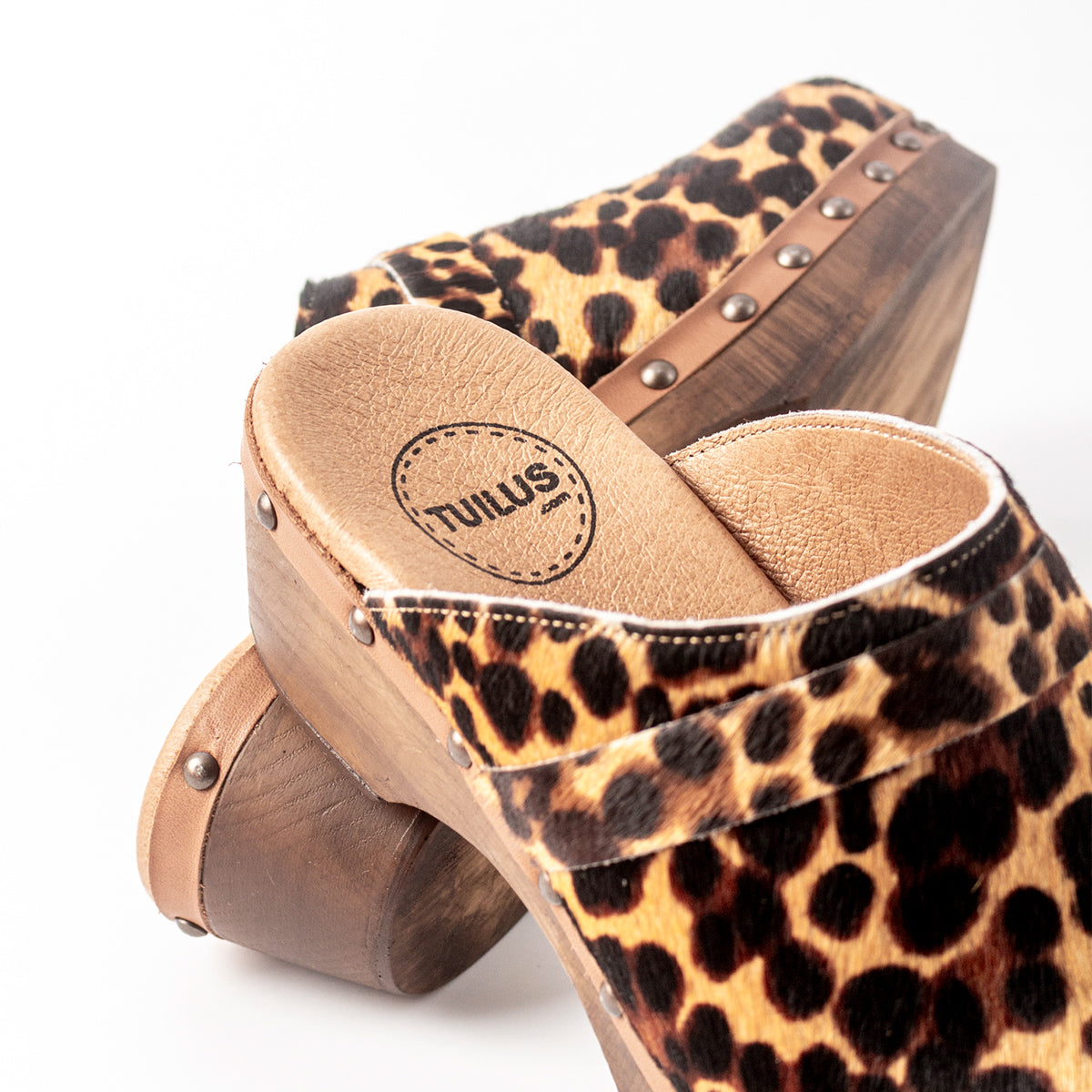 Zuecos Bolonia Pelo Leopardo Tuilus Shop