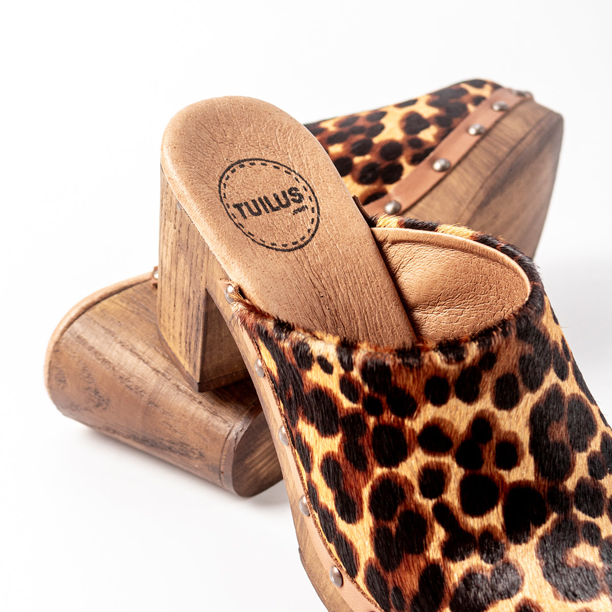 Leopard print clogs online