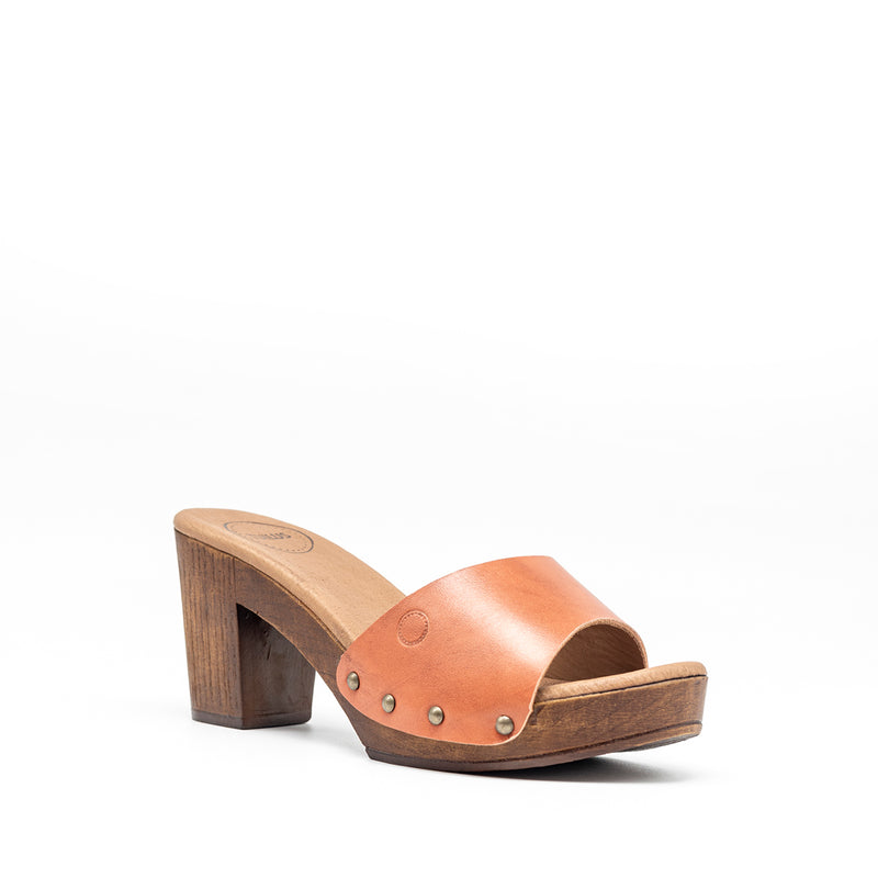 Cullera Open Classic Pumpkin Leather Clog